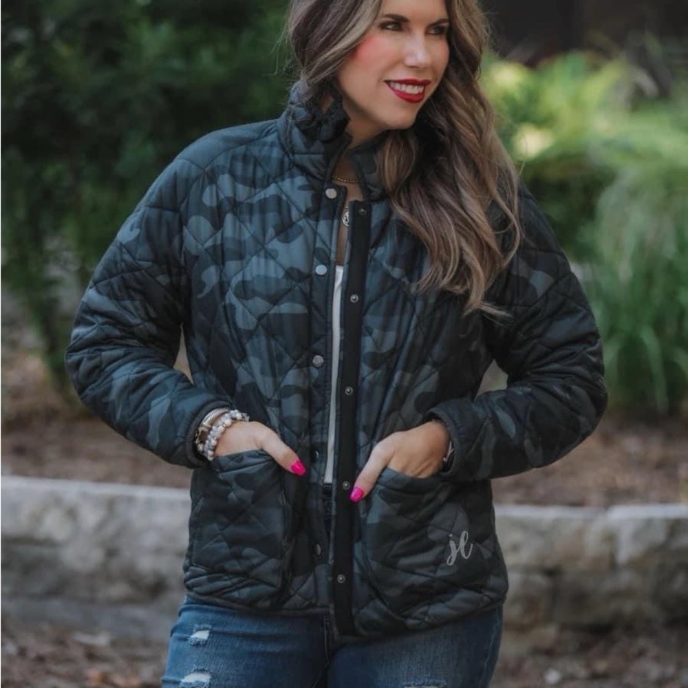 Black Camo Puffer Jacket 🖤🤩